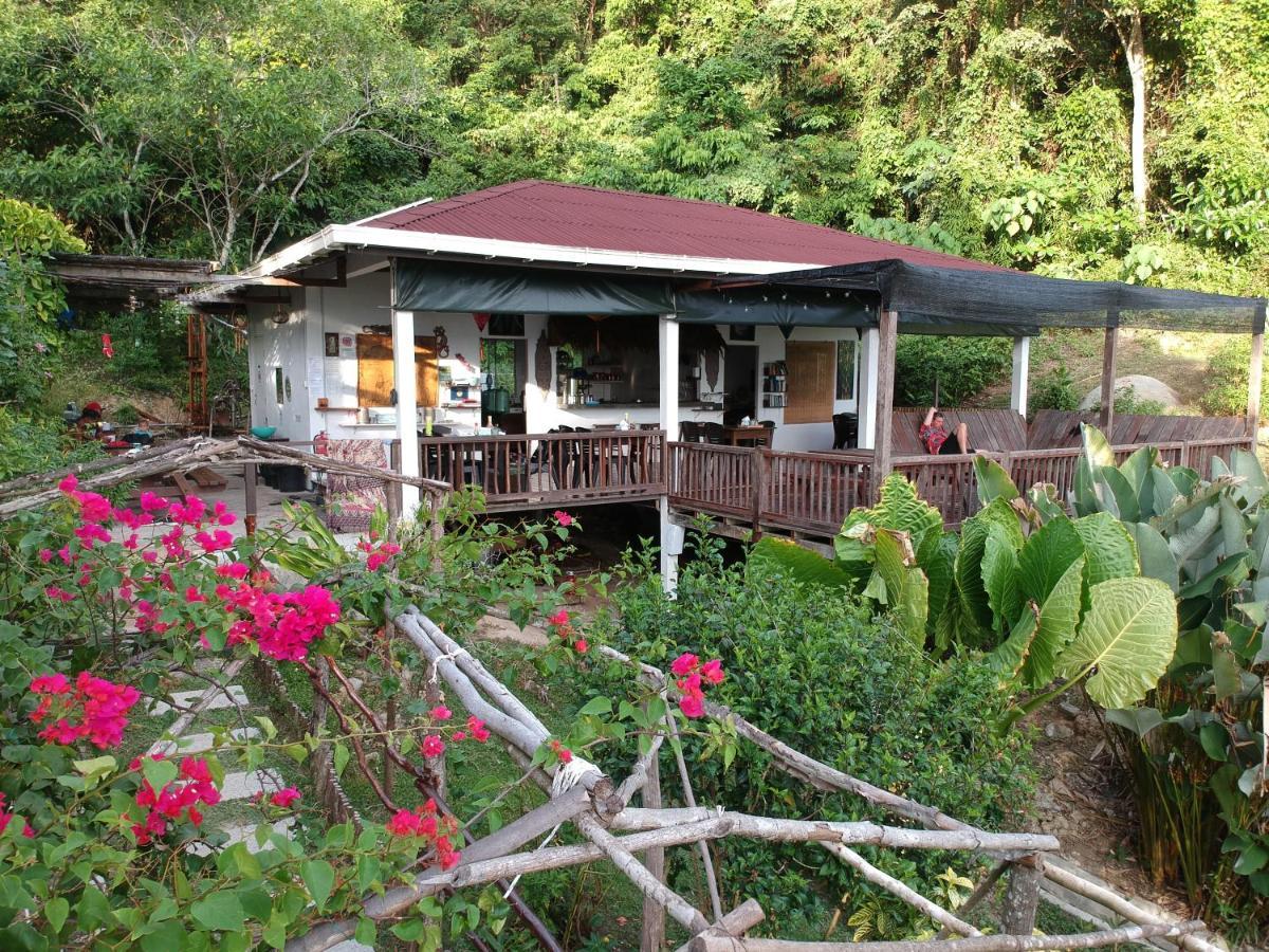 บิ๊กฟิน บีช รีสอร์ต Hotel Kota Belud ภายนอก รูปภาพ