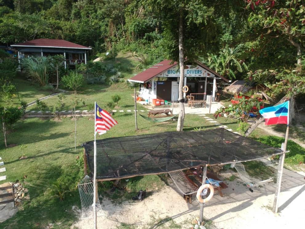 บิ๊กฟิน บีช รีสอร์ต Hotel Kota Belud ภายนอก รูปภาพ